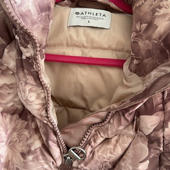 Athleta  light coat - Picture 6 of 8